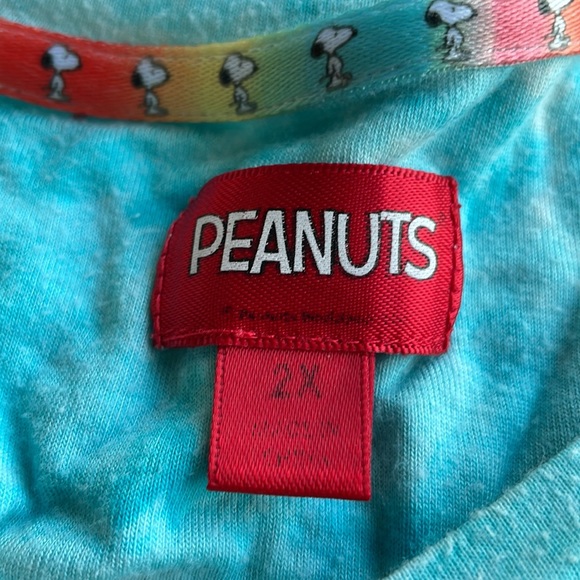 Peanuts Snoopy t-shirt. Woman size 2x - Picture 5 of 6